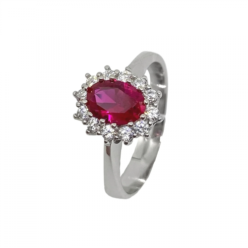 Anello argento modello Kate con pietra ovale rossa e contorno zirconi bianchi